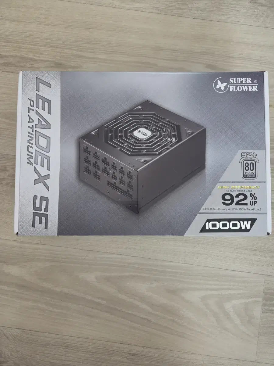 슈퍼플라워 LEADEX SE Platinum 1000W